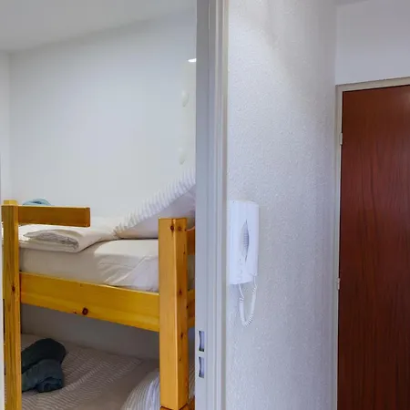 T2 Renove Premium - Parking Prive - Clim - 300 M Plage - Wifi - Balcon * סן-מקסים